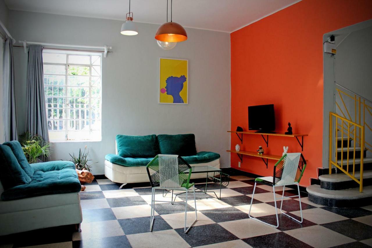Hostal Americana Guadalajara Bagian luar foto