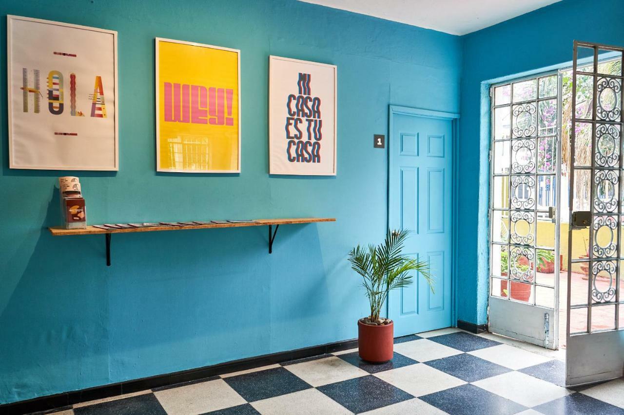 Hostal Americana Guadalajara Bagian luar foto