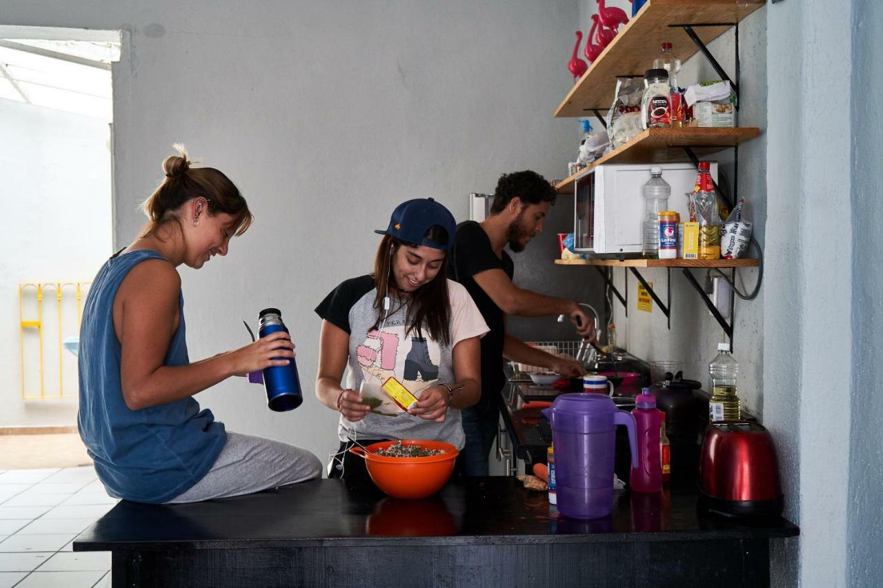 Hostal Americana Guadalajara Bagian luar foto