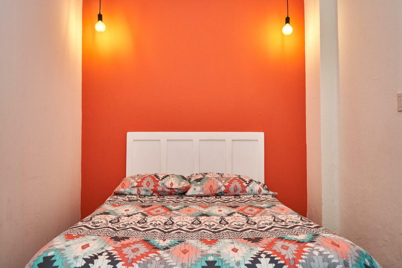 Hostal Americana Guadalajara Bagian luar foto