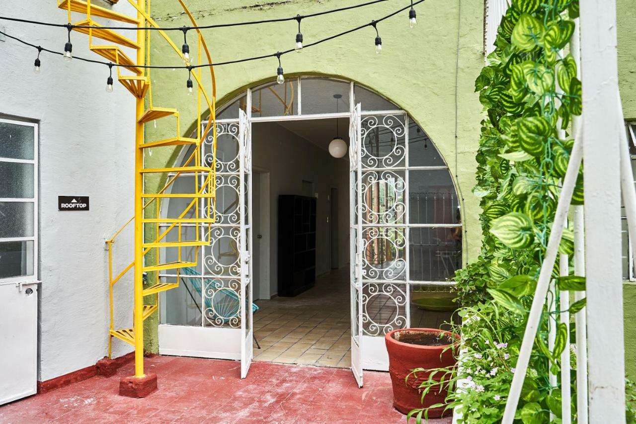 Hostal Americana Guadalajara Bagian luar foto